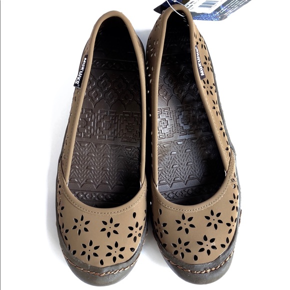 NWT. The Original Muk Luks - Picture 1 of 13